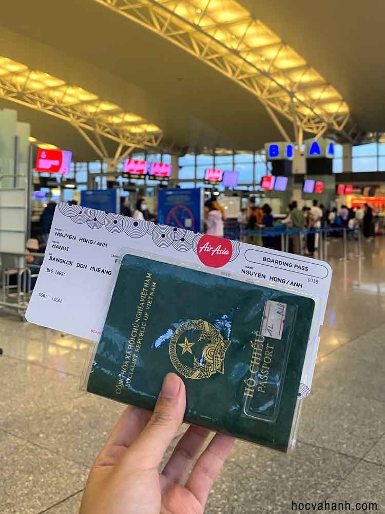 Hộ chiếu và vé máy bay